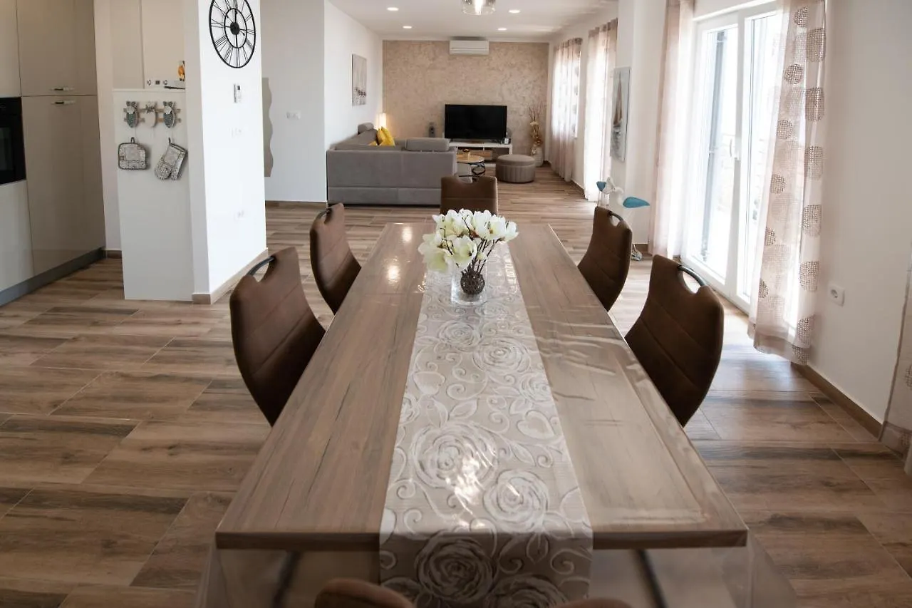Apartman Rubinic Icici
